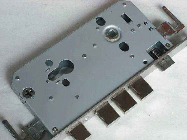 西畴24小时上门开锁公司